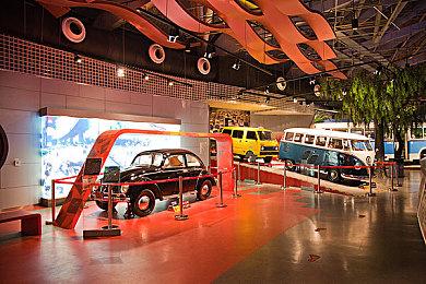 粉丝必买《怪物猎人：荒野》推出限定PS5手柄及盖板